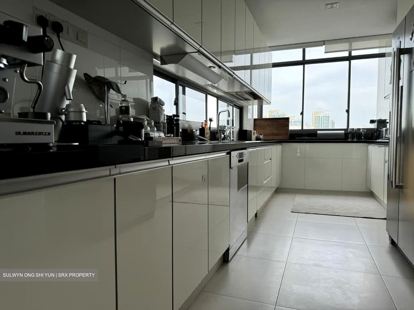 Latitude (D10), Condominium #569288881